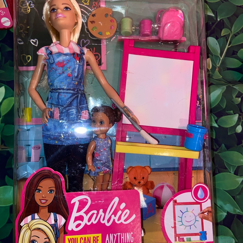Barbie bundle - Picture 4 of 9
